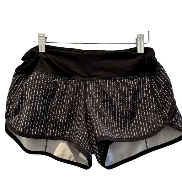 lululemon athletica Pants - Lululemon Womens Speed Shorts Rare Manifesto Pinstripe Black White Size 6